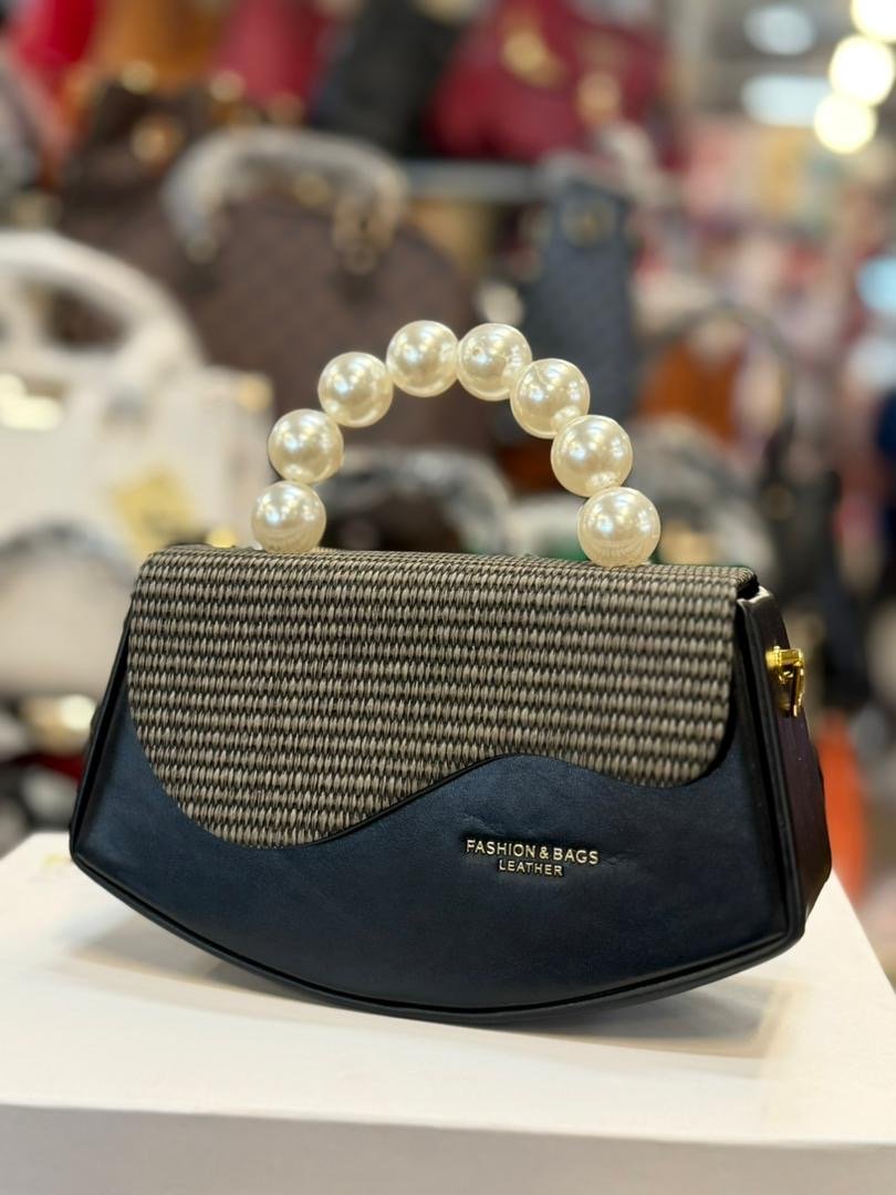 Pearl-Handle Tween mini Top-Handle Bag - Image 4