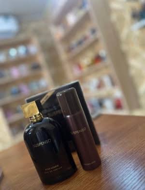 Fragrance World Suspenso